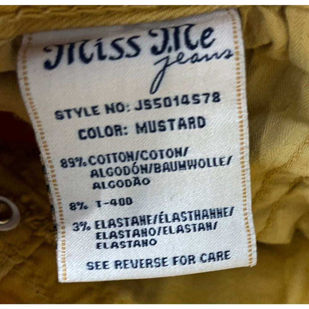 Miss Me Jeans - Picture 2 of 3